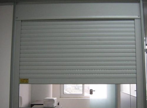 卷簾門(mén)電機(jī)維修案例 三里河商業(yè)區(qū)專(zhuān)業(yè)解決方案